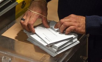 More than 282,000 votes are pending to be collected at the Post Office