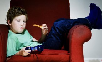 The footprint of child poverty: more screens, less exercise, worse diet and more sadness
