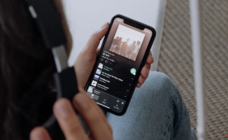 Spotify will introduce music videos to compete with YouTube Premium