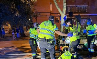 A 35-year-old woman in serious condition after being stabbed Madrid