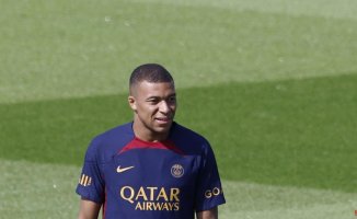 Saudi Arabia's Al Hilal submit record offer for Mbappé
