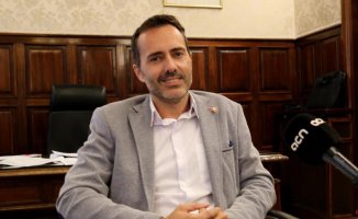 The mayor of Tortosa denounces a difficult municipal relay with obstacles