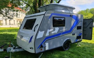 Mini Freestyle 300: Are we going on a circuit or to the end of the world with this little caravan?