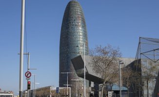 Pre-agreement to reduce the layoffs of the Facebook subcontractor in Barcelona from 334 to 251