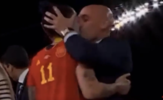 "We are not for bullshit": Rubiales silences criticism for his controversial kiss to Jenni Hermoso after Spain's victory in the World Cup