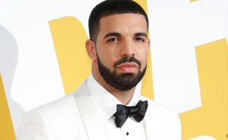 This is the cover of Drake's new album that his 5-year-old son Adonis has drawn
