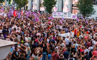 Hundreds of people demonstrate in Madrid against Rubiales: "It is not a peak, it is an aggression"