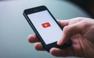 YouTube will show a home page with no recommendations if you have history turned off
