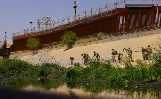 Mexico finds a second dead in the Rio Grande due to the anti-immigration buoys of Texas