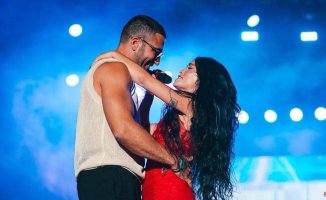 Lali Espósito takes Miguel Ángel Silvestre on stage at the Arenal Sound: "I love you, honey"