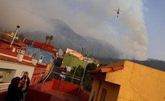 The advance of the fire in Tenerife forces new evacuations