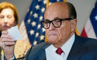 Giuliani, from glory to accused