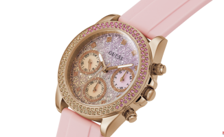 Guess renews its collaboration with the Guet in Touch Foundation against breast cancer