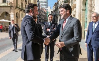 Alicante and Elx hold a municipal summit to begin a "historic" cooperation