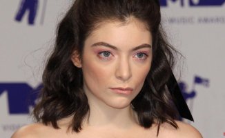 Lorde reveals that she is fighting a mysterious illness: "Everything hurts"