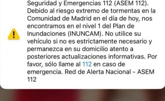 The beep of fright: this is how Madrid residents have received a massive telephone alert for the first time