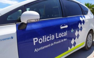 A police operation identifies 26 people in Pineda de Mar for drug possession