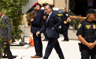 Special counsel seeks grand jury to indict Hunter Biden before the end of the month