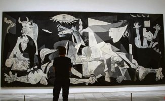The Reina Sofía will allow you to take photos of 'Guernica' so that it has "the iconicity it deserves"