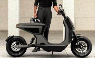 The recyclable electric scooter with 160 km of autonomy