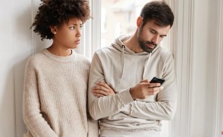 What is phubbing and how to prevent it from affecting my partner
