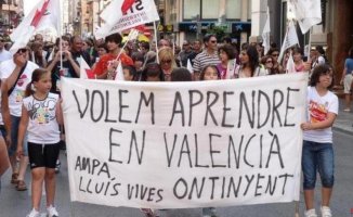 The Royal Academy of Valencian Culture defends that Valencian originates in "prehistory"