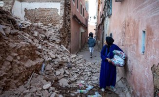 A Spanish survivor of the Moroccan earthquake: "We put mattresses on top. Dust kept coming in and cracks came out"
