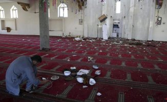 Seven dead and 15 injured in a suicide attack on a mosque in Afghanistan