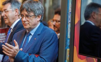 The leaders of JxCat meet with Puigdemont in Northern Catalonia to discuss the investiture