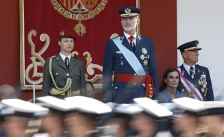 Remote boos to Pedro Sánchez at the beginning and end of the 12-O military parade