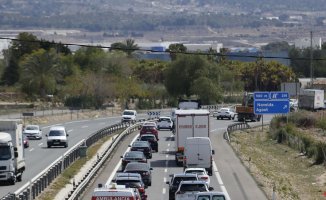 Valencian transport below costs: "We are running out of work"