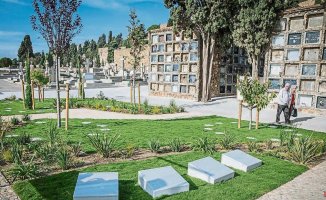 Barcelona cemeteries expand spaces to bury ashes