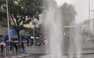 From the video of the Narváez 'geyser' to the river of water in the Metro: the viral images of the rain record in Madrid