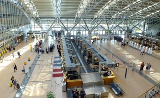 Hamburg airport restarts its activity after being closed due to an attack threat