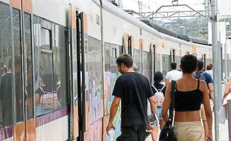 A theft of copper cable in Castellbisbal causes delays in trains on lines R4 and R8