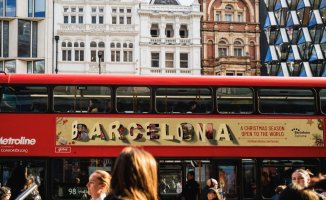Barcelona promotes its Christmas in the United States and on London buses