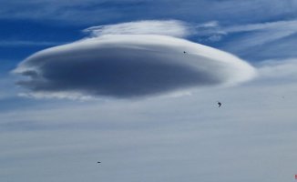 Spectacular UFO cloud in Alquezar