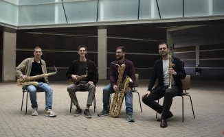 Kebyart, or how to discover the world with four saxophones