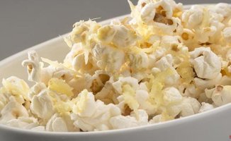 How to prepare ginger popcorn (homemade and in the microwave)