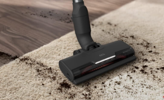 Revolutionize your cleaning with the AEG Series 7000 Ultimate vacuum cleaner. Now at 37% off!