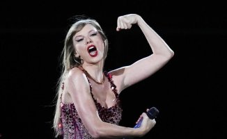 Taylor Swift finishes the tour and begins to live with Travis Kelce
