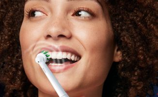 Get a perfect smile with the Oral-B Pro 3 3000 electric toothbrush. Now at 38% off!