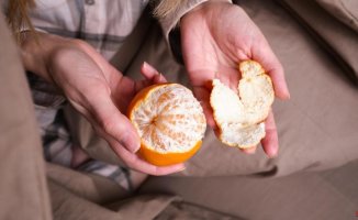 How to remove tangerine smell from your hand