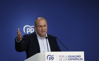 A leader of the PP says that Sánchez "should leave the country in a trunk"