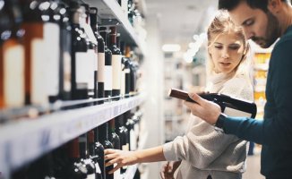 A new regulation requires that wine labels include nutritional information