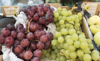 Red or green grapes, which is the most nutritious option for New Year's Eve?