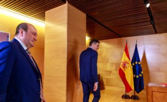 The PNB pressures Sánchez and demands the transfers before the elections