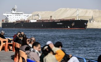 Large Japanese shipping companies also decide to avoid the Red Sea due to Houthi attacks