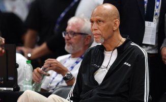 Kareem Abdul-Jabbar fractures his hip and will have to undergo surgery