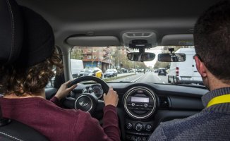 The EU advocates lowering the driving age to 17, if accompanied